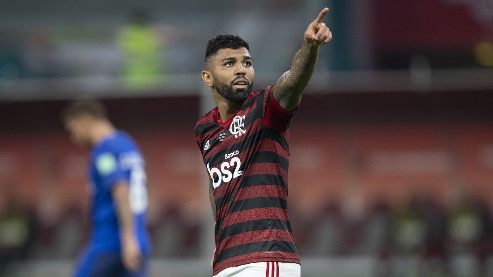 Gabigol festeja un gol