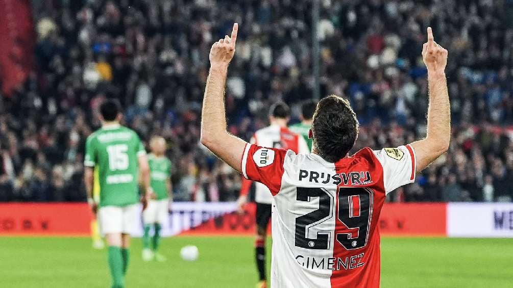 Santi Giménez podría emigrar del Feyenoord