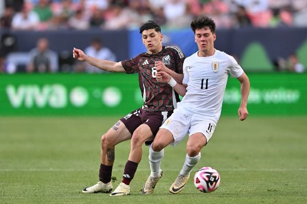 Arteaga durante el partido amistosos contra Uruguay