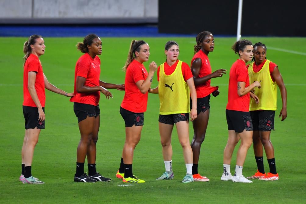 AC Milan en entrenamiento en Monterrey