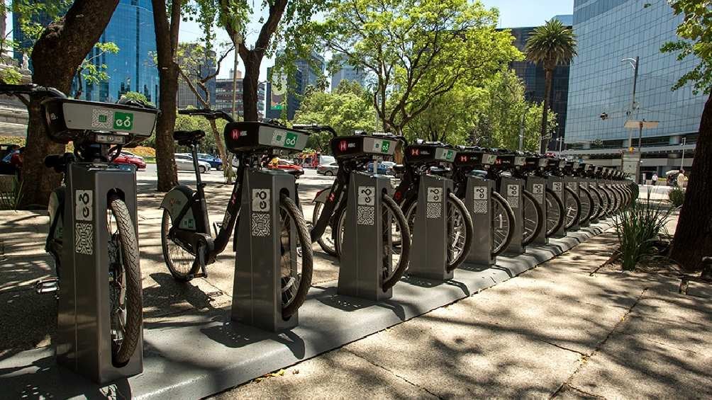 El servicio de Ecobici es una buena opción de transporte en la CDMX. 