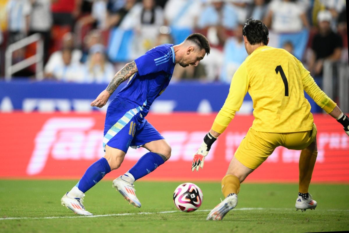 Lionel Messi ante Guatemala 