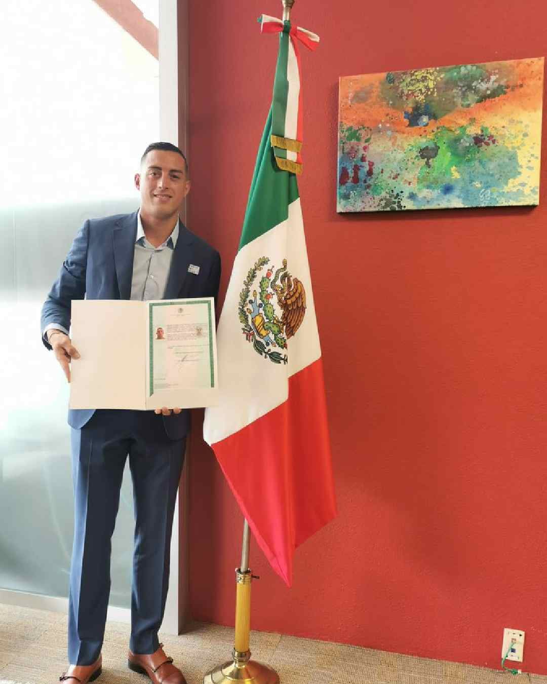 Naturalizado mexicano