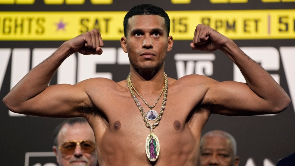 David Benavidez quiere pelear contra Canelo Álvarez