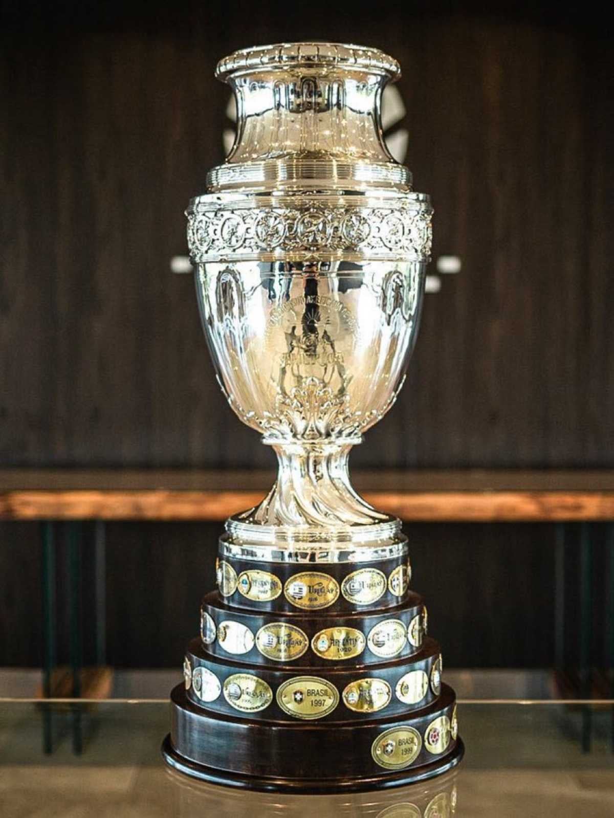 El trofeo de la Copa América 