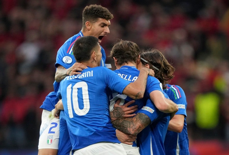 Italia ganó 2-1 ante Albania