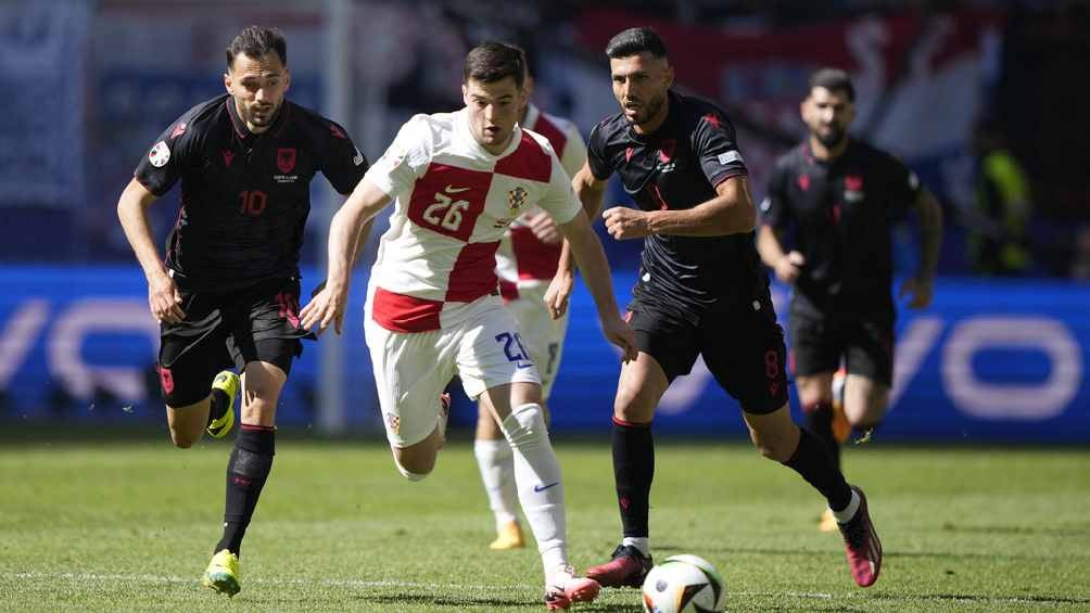 Piden castigo a Albania y Croacia