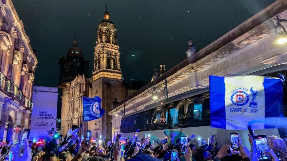 Recibimiento a Cruz Azul