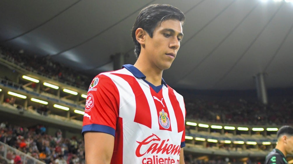 José Juan MacÍas dedica carta de despedida tras anunciarse su salida de Chivas