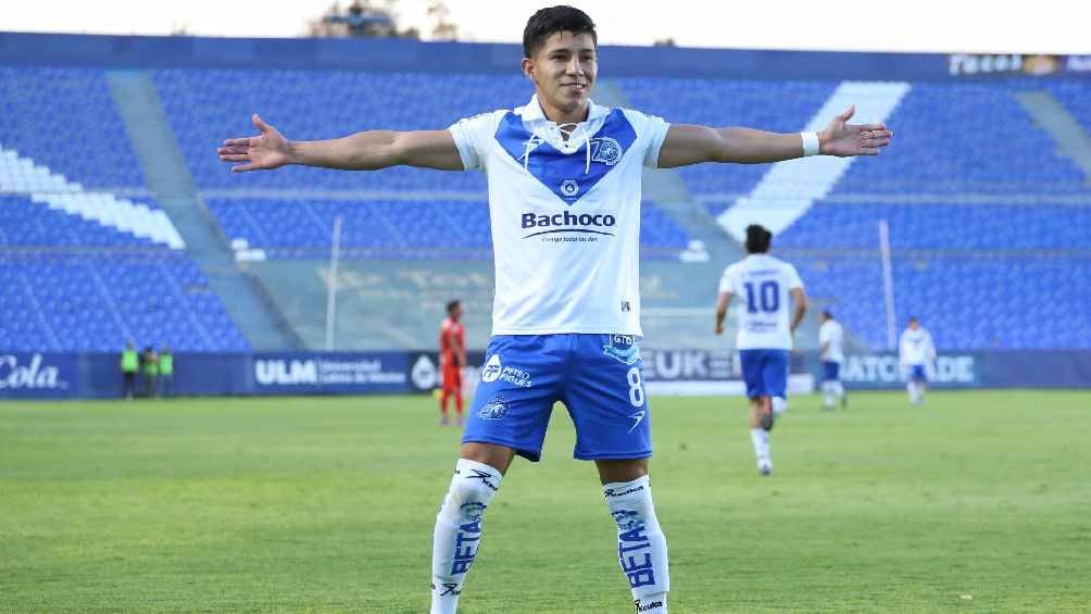 ¡Primer refuerzo universitario! Pumas hace oficial el fichaje de Michell Rodríguez