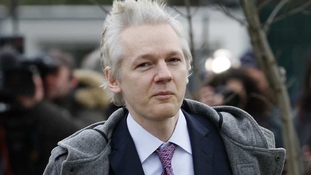 Julian Assange saldrá en prisión luego de cinco años en una cárcel británica. 