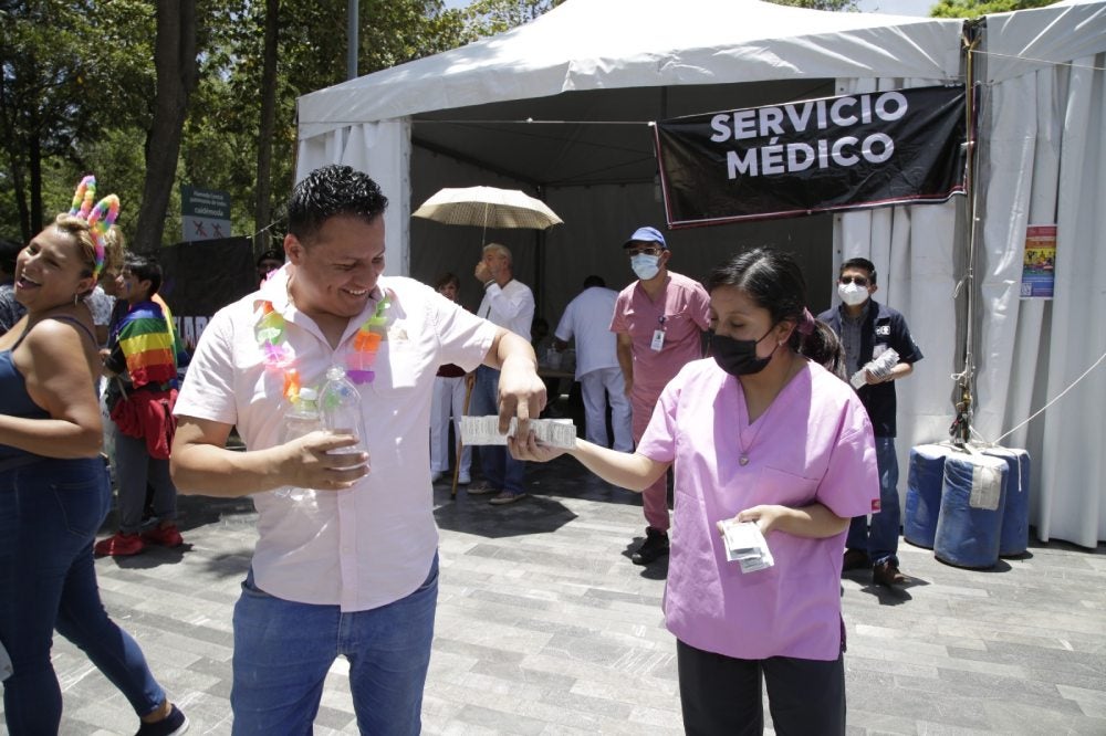 Los servicios médicos proporcionarán ayuda a quien la solicite.