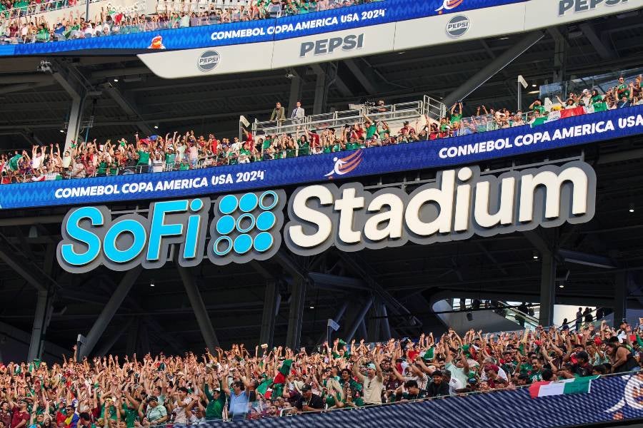 Afición mexicana en SoFi Stadium