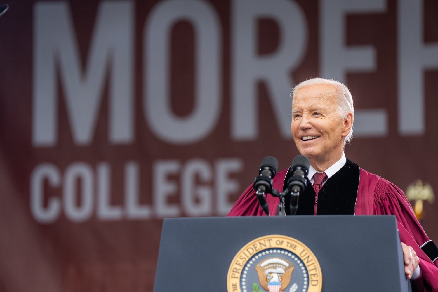 Joe Biden busca el voto migrante para su reelección.