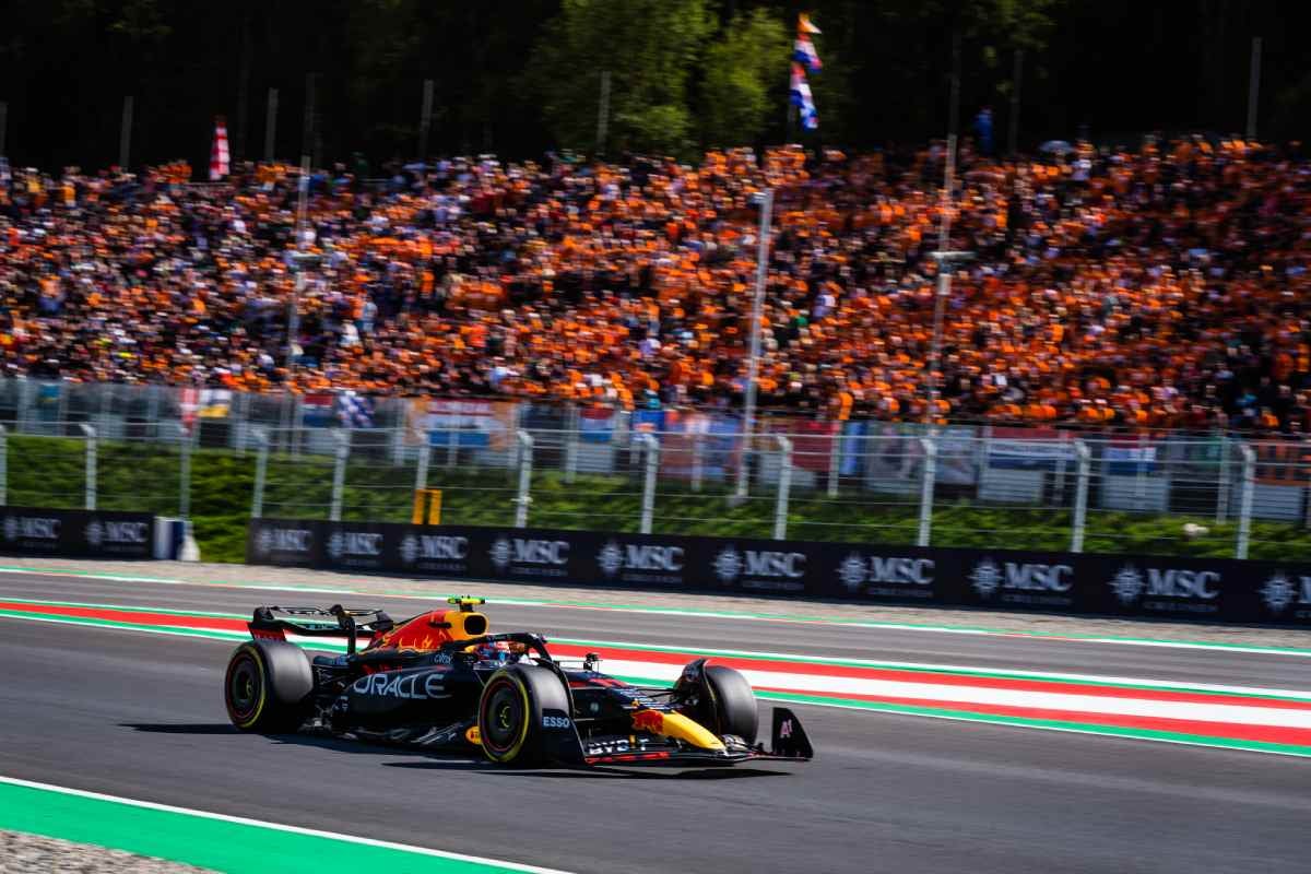 Checo tratará de regresar al podio en casa de Red Bull