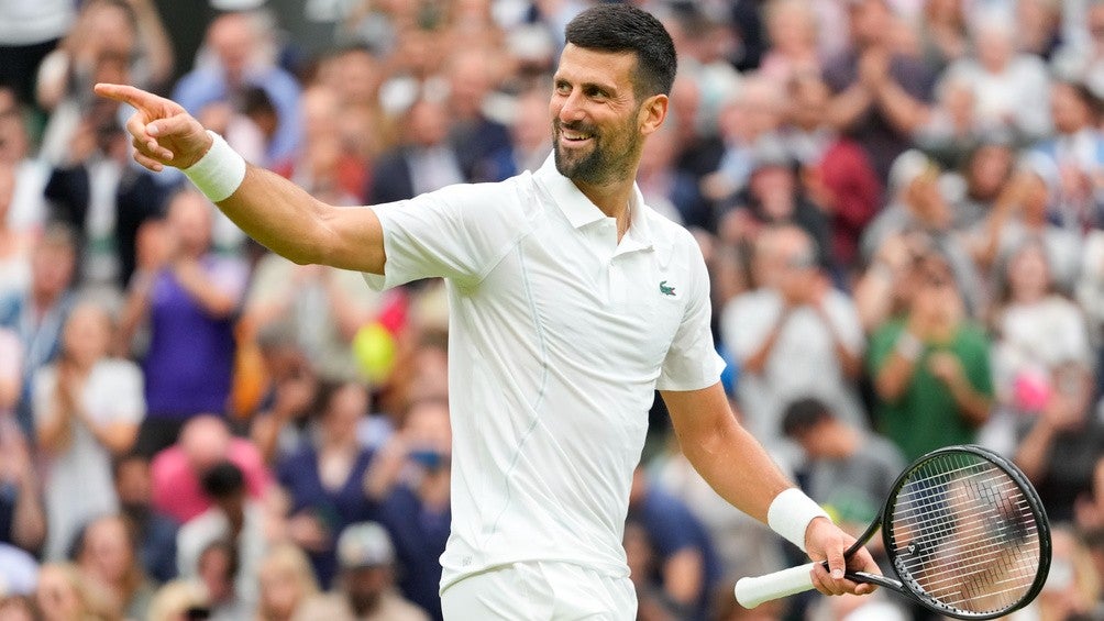 Djokovic gana su primer partido en Wimbledon