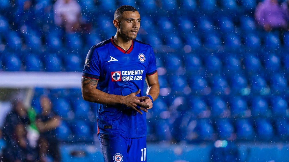 Giorgos Giakoumakis debutó con Cruz Azul