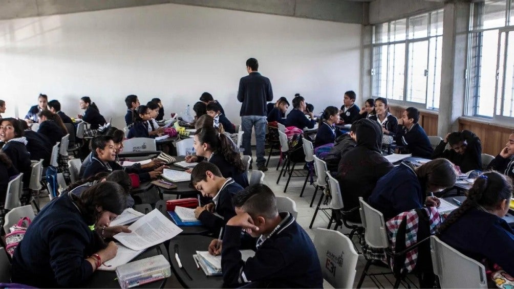 Alumnos de nivel básico recibirán esta cantidad el próximo ciclo escolar