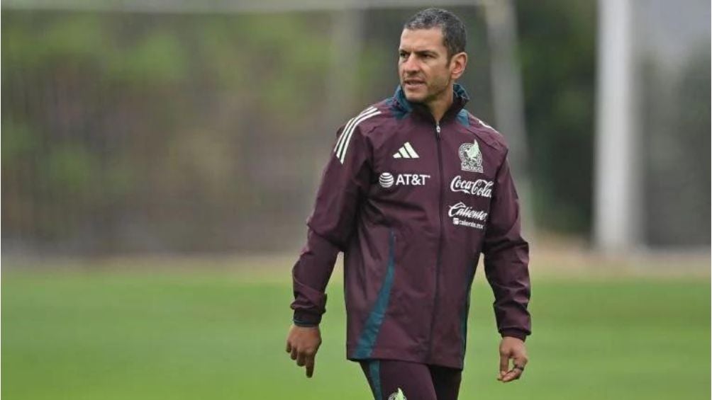 Lozano en un entrenamiento con la Selección