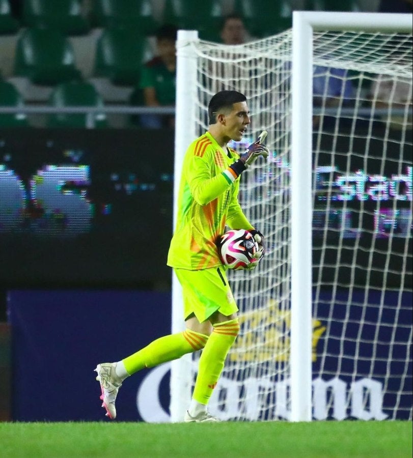 Alex Padilla con la Selección Mexicana