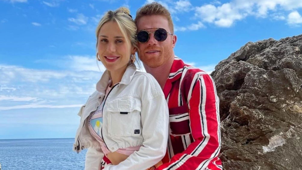 'Canelo' Álvarez celebró el cumpleaños de su esposa con romántico mensaje