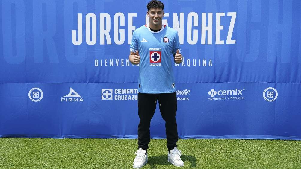 Sánchez debuta con Cruz Azul 