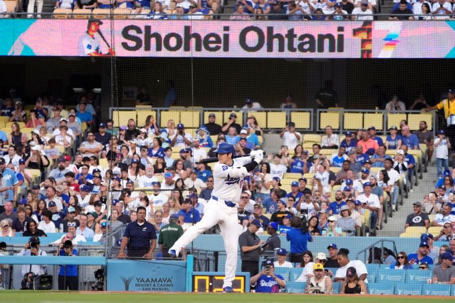 Shohei Ohtani en el juego ante Brewers