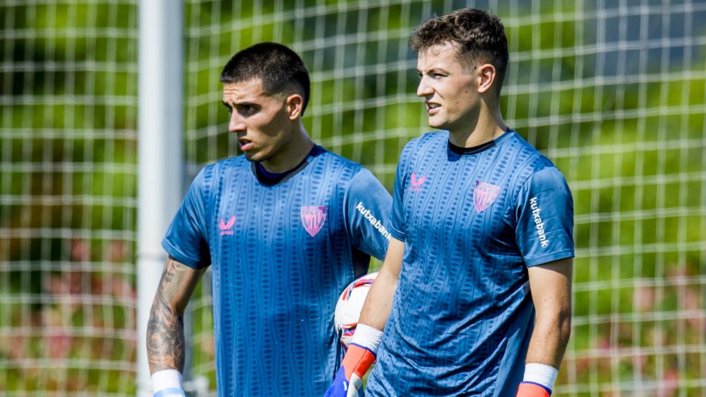 Alex Padilla ya entrena con el primer equipo del Bilbao