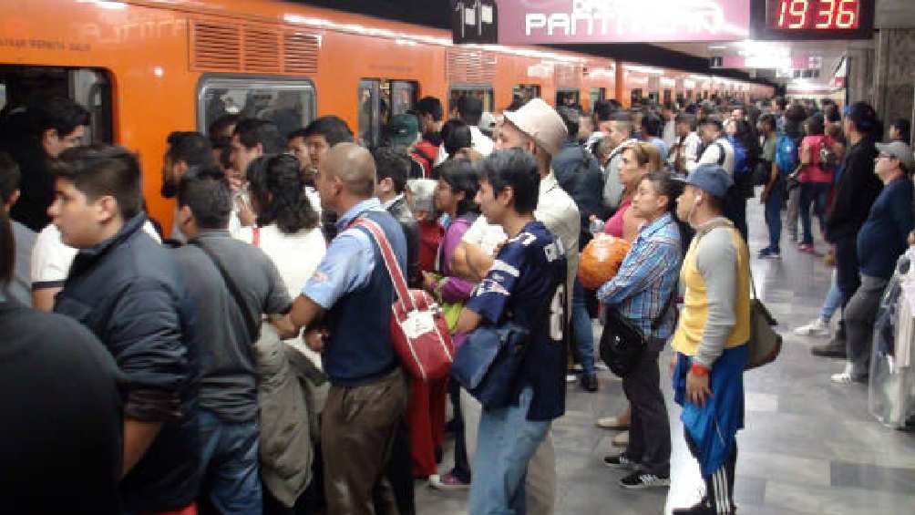 El Metro de la CDMX no aumentará su costo por viaje. 