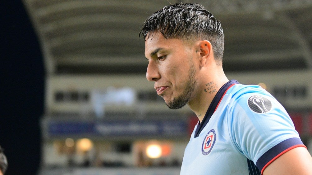 Carlos Salcedo, subcampeón con Cruz Azul