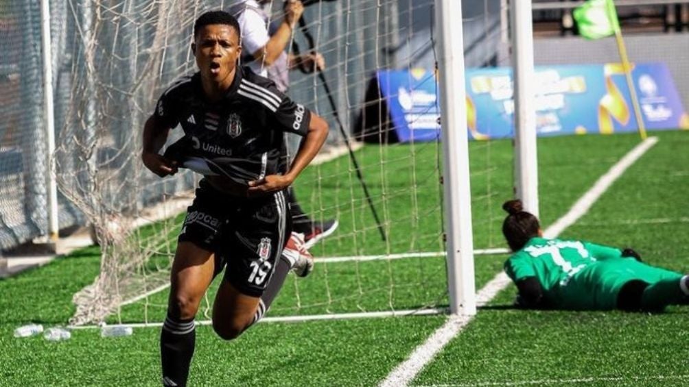 ¡Refuerzo internacional! Cruz Azul Femenil amarra a Vivian Ikechukwu procedente de Besiktas