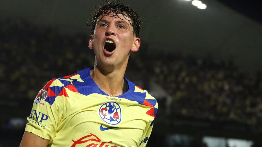 Igor Lichnovsky y directiva de América se reunieron para afinar detalles de renovación