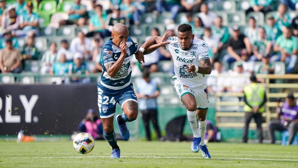 Pachuca y León no se hacen daño e igualan hasta en expulsados