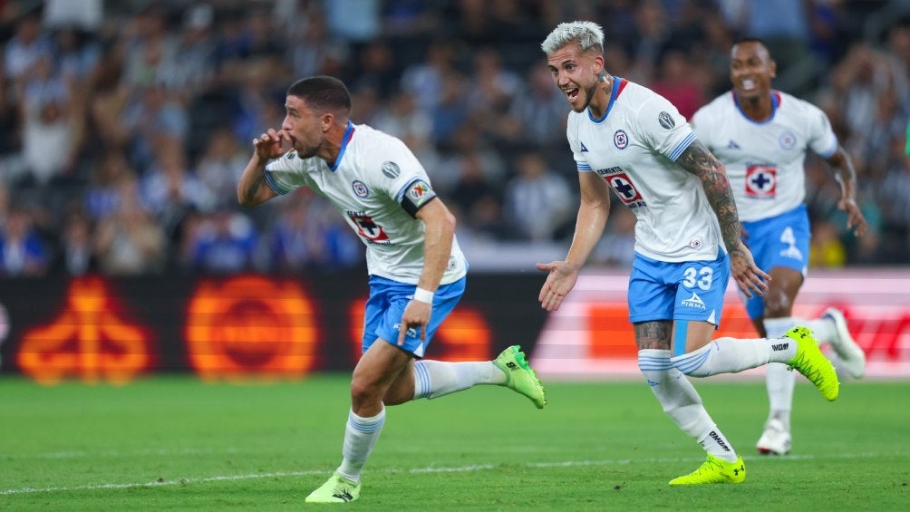 Cruz Azul se puso en ventaja temprano en el partido