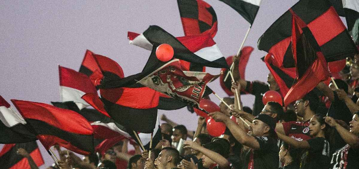 Caos en estadio de Tijuana 