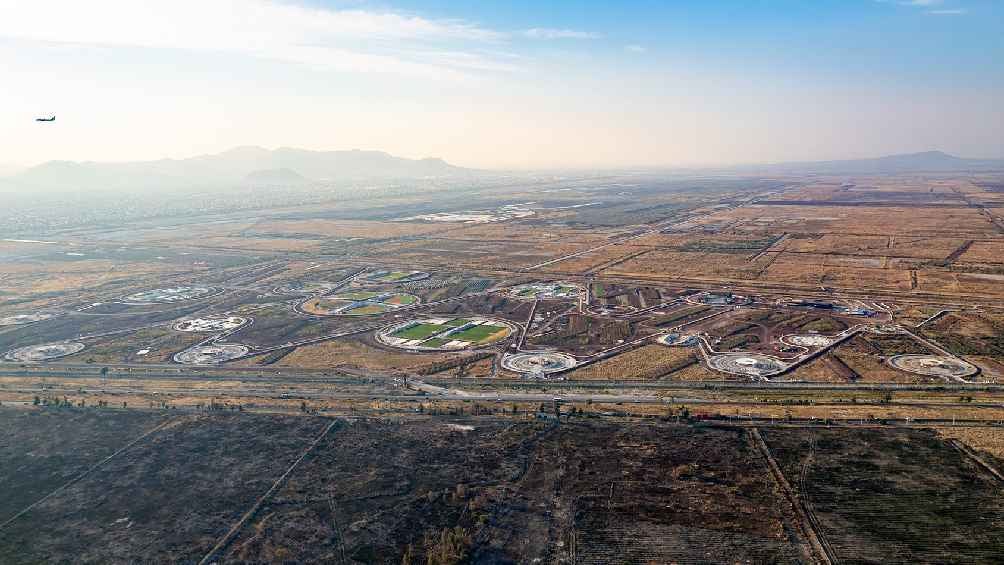 Este parque está ubicado en donde iba a ser el Nuevo Aeropuerto de la Ciudad de México. 