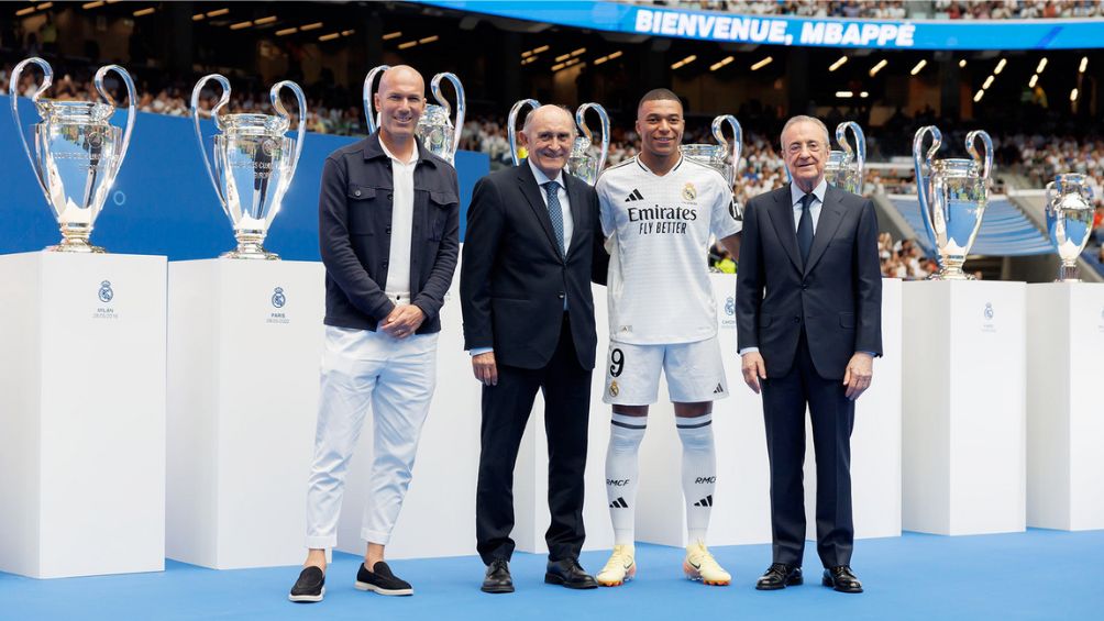 Zinedine Zidane, Pirri, Mbappé y Florentino Pérez