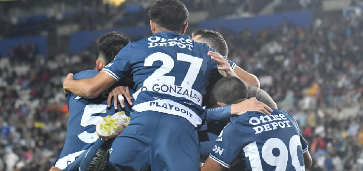 Pachuca suma su primera victoria 