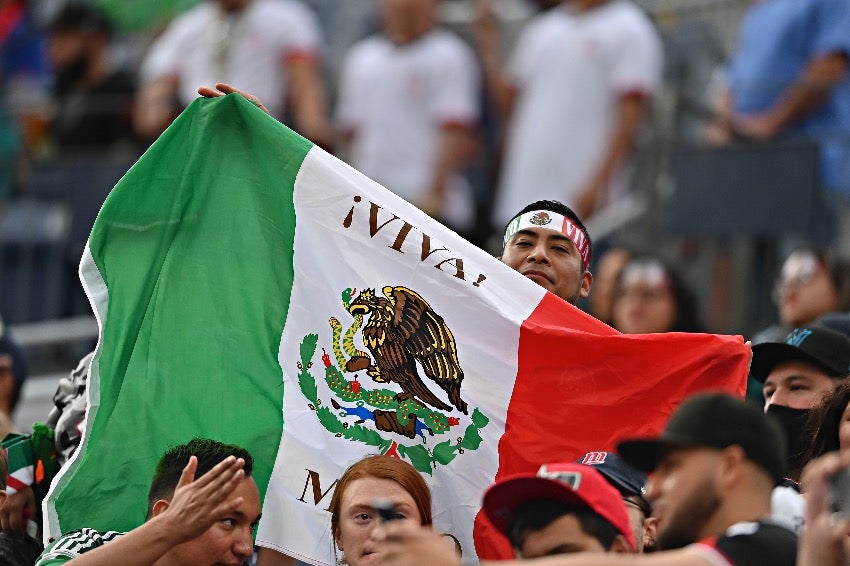 Afición mexicana en un partido 