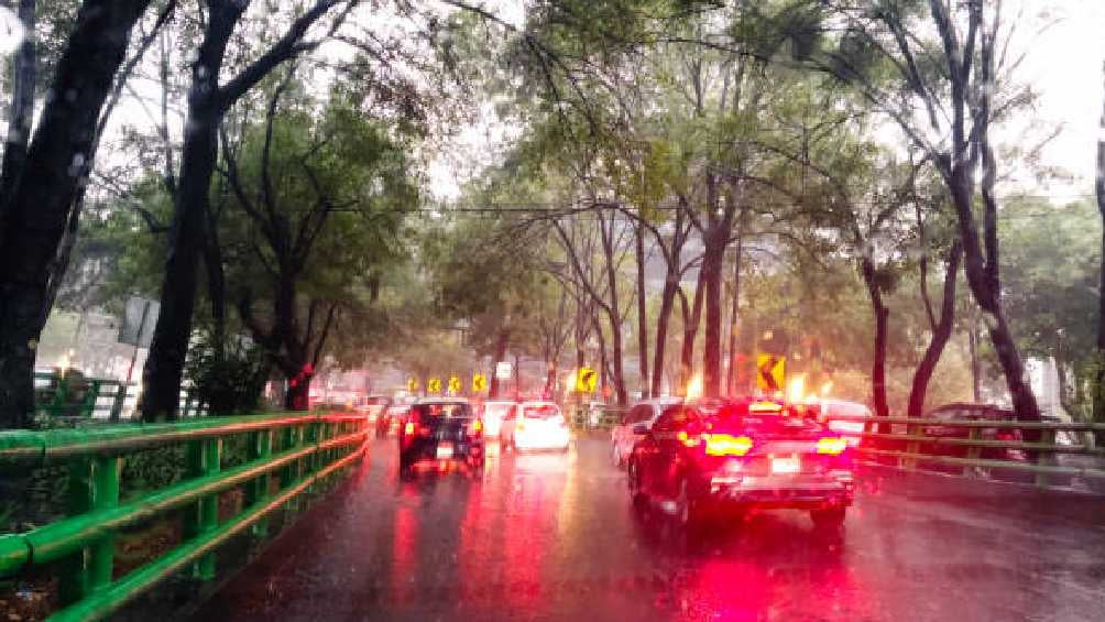 Las lluvias podrían provocar tráfico en las calles por encharcamientos e inundaciones. 