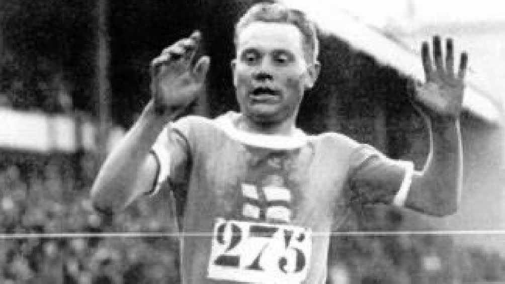 Paavo Nurmi: El Legendario "Finlandés Volador" que Dominó los Juegos Olímpicos