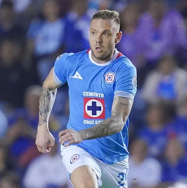 Rotondi en un partido de Cruz Azul