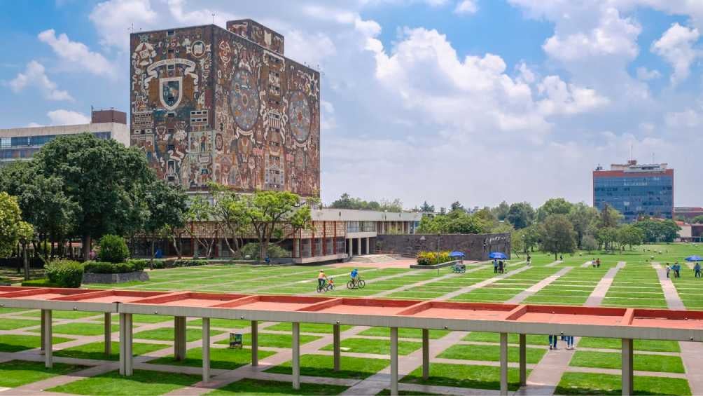 Más de 140 mil jóvenes presentaron su examen para ingresar a la UNAM. 