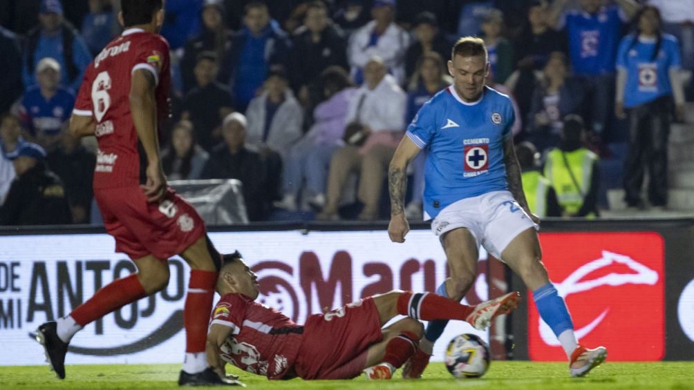 Rotondi en el partido vs Toluca