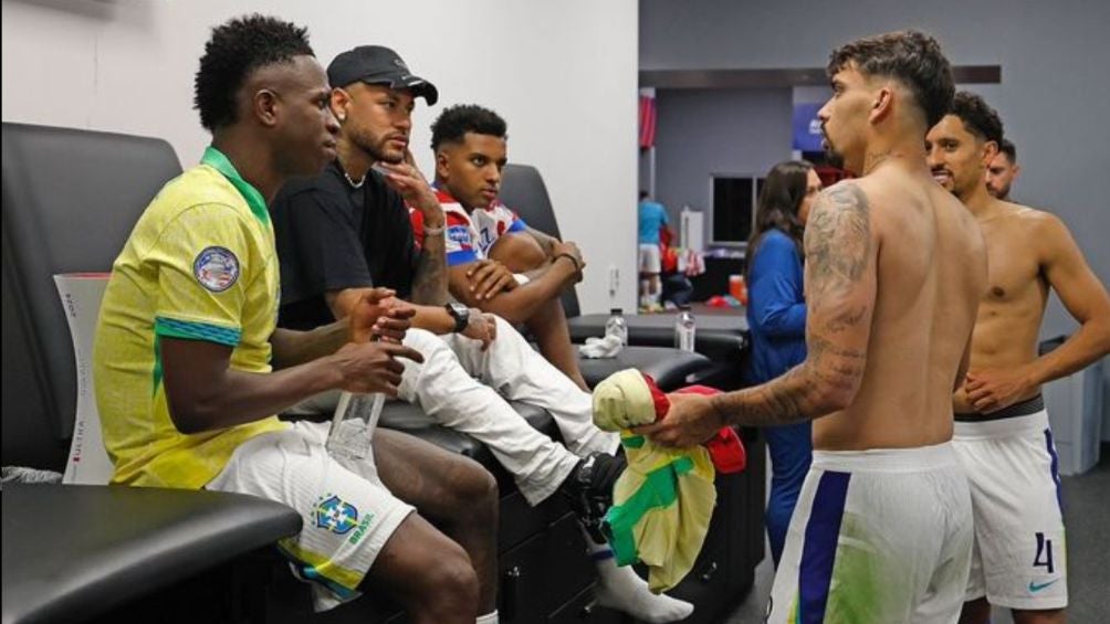 Ney en el vestidor de Brasil