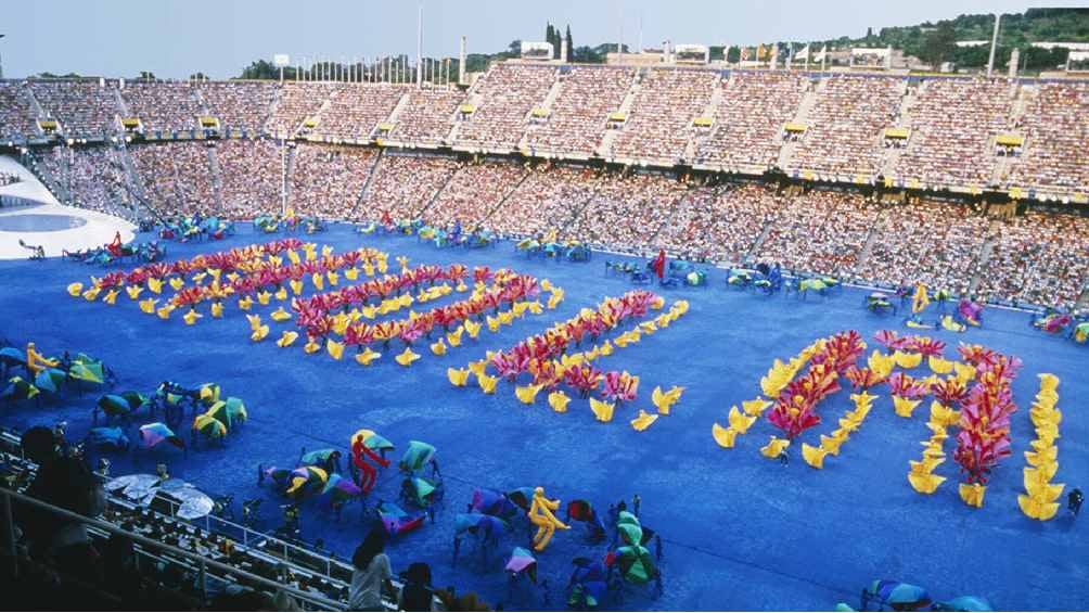 Barcelona es recordado por el encendido del pebetero