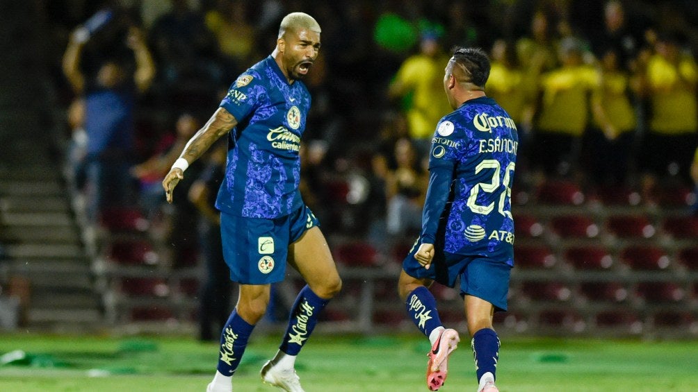 Rodrigo Aguirre debutó con gol en América