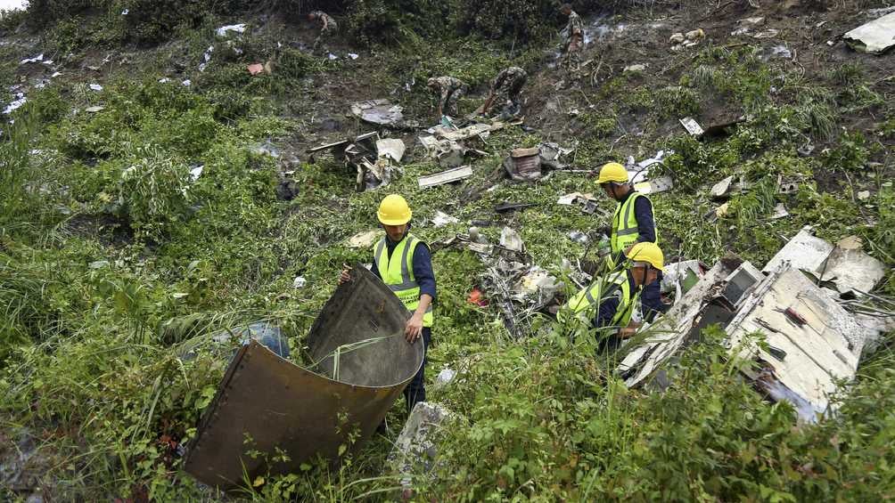 Las autoridades ya investigan la causa de este accidente aéreo.  