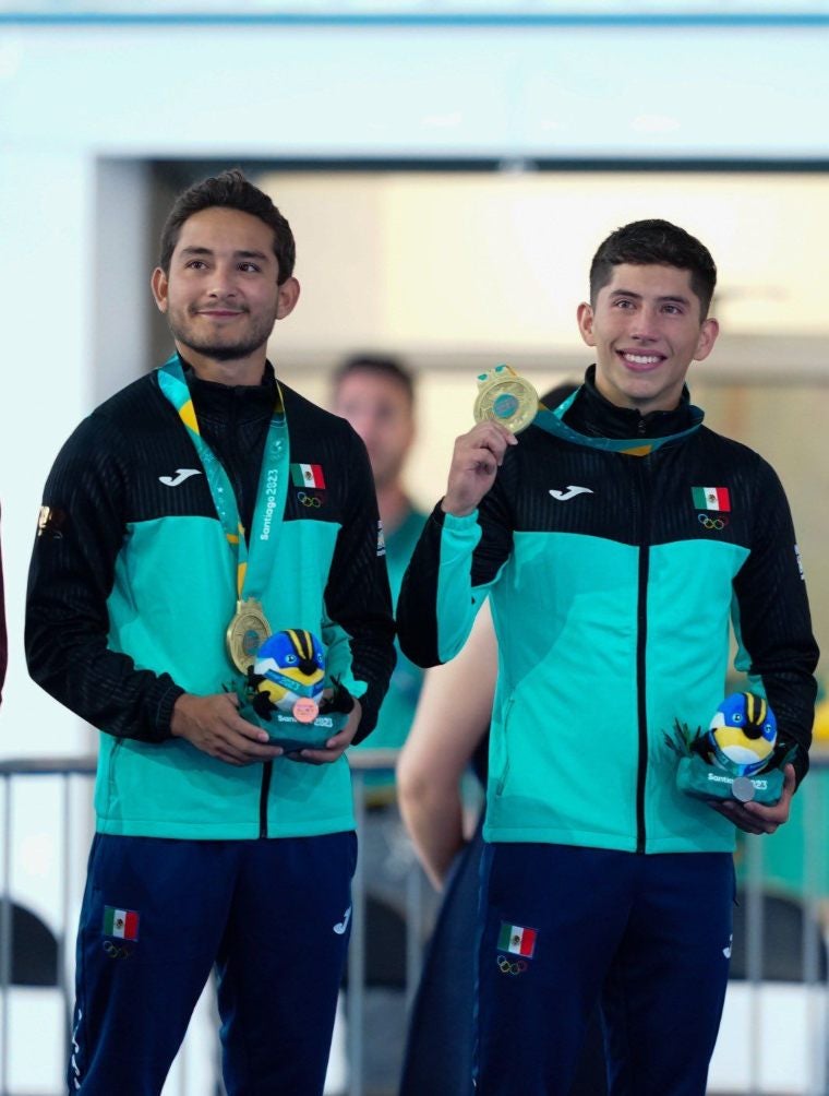 Kevin Berlín con medalla de Juegos Panamericanos