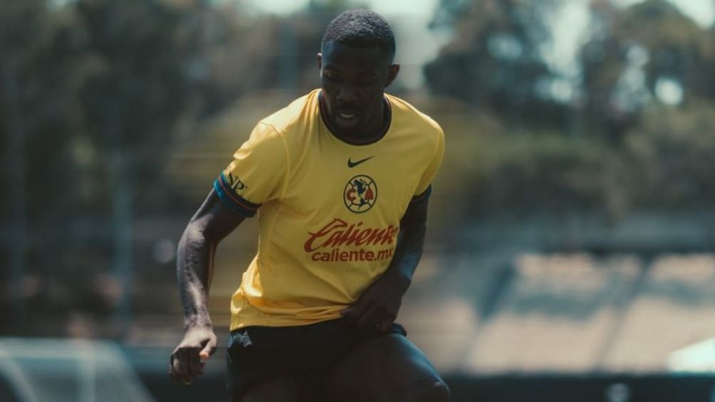 Thuram con el jersey del Ame